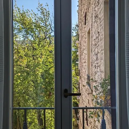 Lizium Apartment